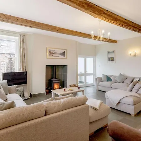 8 Bed In Cockermouth Oc-82453 펜션 Bridekirk